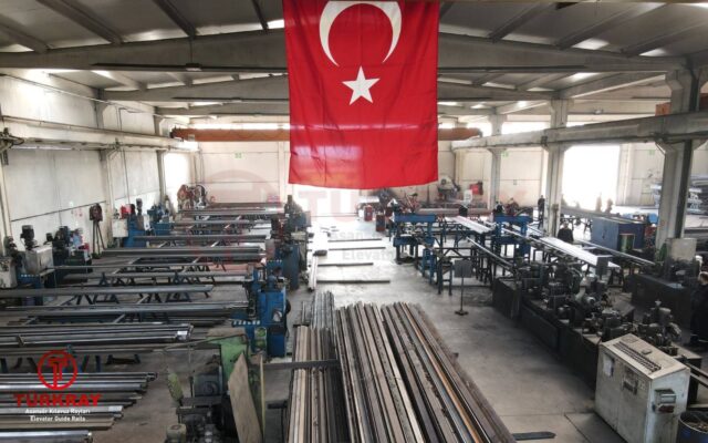 Rails de guidage pour ascenseurs Turkray