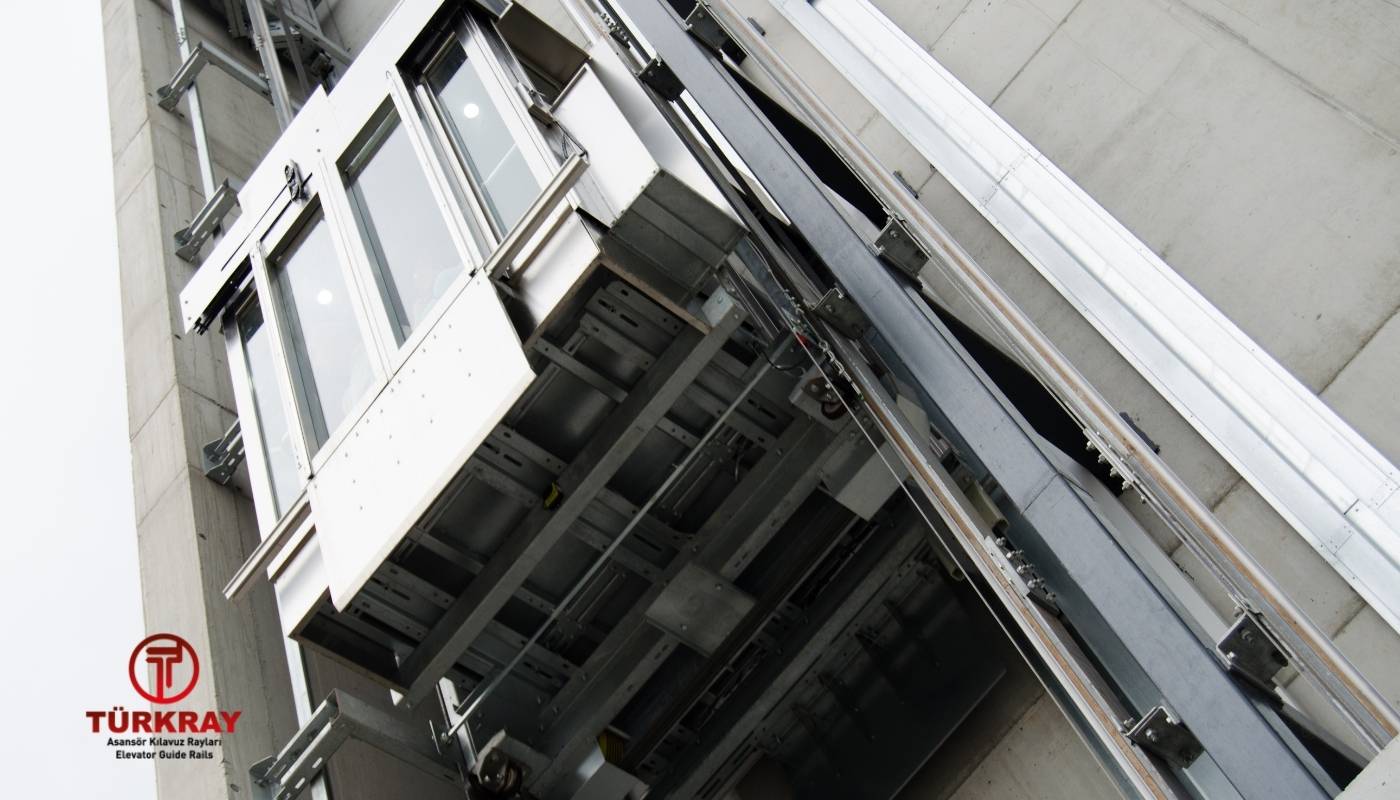 Types, caractéristiques et domaines d'utilisation des rails de guidage d'ascenseur 1 Types, caractéristiques et domaines d'utilisation des rails de guidage d'ascenseur